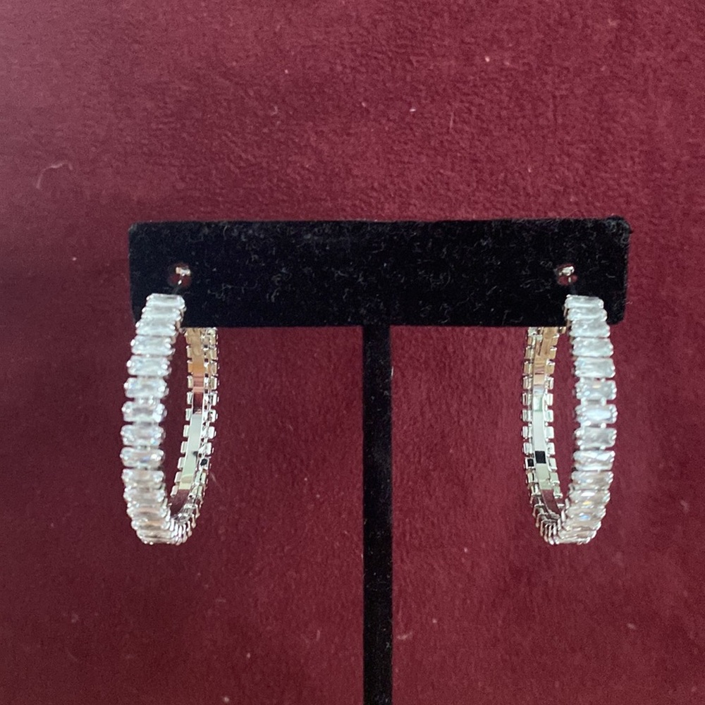 Christian Siriano Cubic Zirconia 1-1/4" Hoop Earrings - Picture 13 of 14